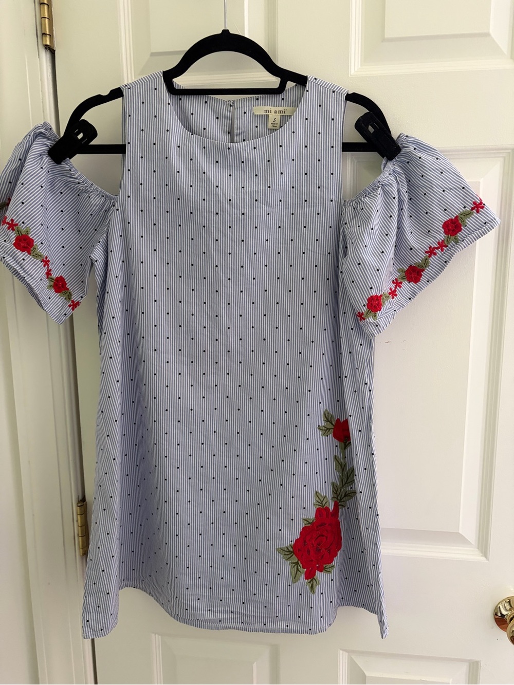 Blue Pinstripe Floral Embroidered Shift Off-Shoulder Dress - Small